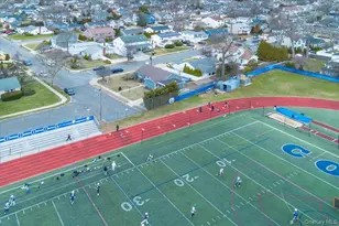 1871 Relyea Dr, Merrick, NY 11566 - Photo 32