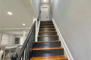 684 Dorothea Ln, Elmont, NY 11003 - Photo 20