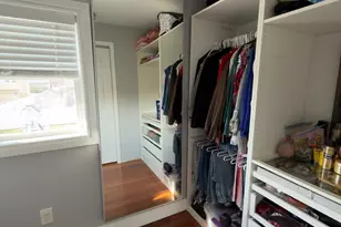 684 Dorothea Ln, Elmont, NY 11003 - Photo 14