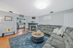 2 Buchanan Ave, Coram, NY 11727 - Photo 6