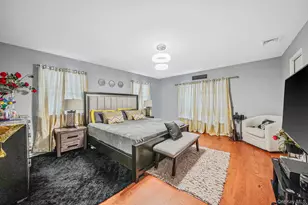 2 Buchanan Ave, Coram, NY 11727 - Photo 12