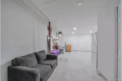 2 Buchanan Avenue, Coram, NY 11727 - Photo 20