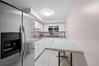 7 Fox Road, East Setauket, NY 11733 - Photo 24