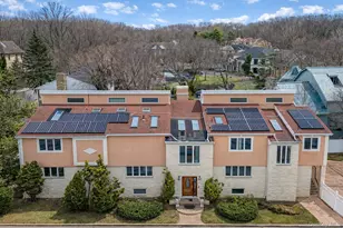 201 Arbutus Ave, New York, NY 10312 - Photo 2