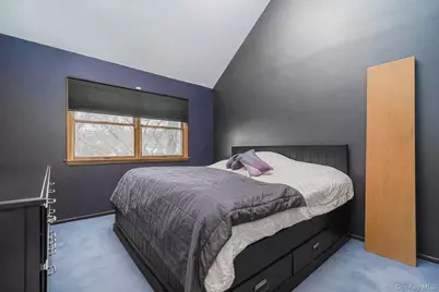 201 Arbutus Avenue, New York, NY 10312 - Photo 40