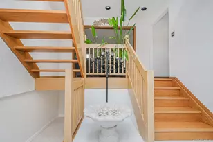 201 Arbutus Ave, New York, NY 10312 - Photo 18