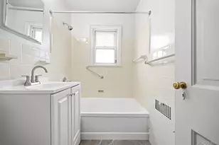 61 Davis Ave, White Plains, NY 10605 - Photo 10