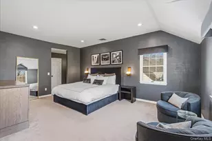 350 Dogwood Ln, Manhasset, NY 11030 - Photo 12