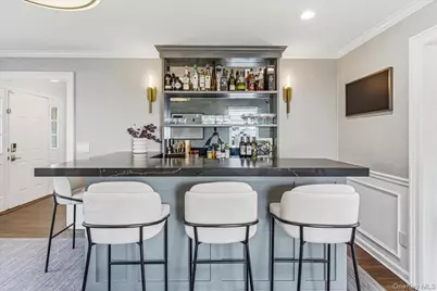 350 Dogwood Lane, Manhasset, NY 11030 - Photo 4