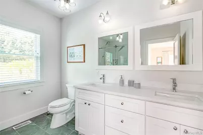 2375 Sound Drive, Greenport, NY 11944 - Photo 16