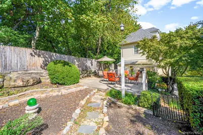 49 Weaver Street, Larchmont, NY 10538 - Photo 24