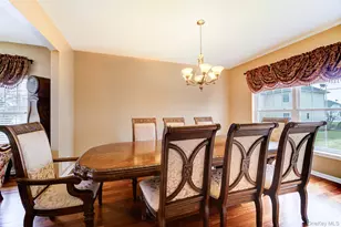 2041 Independence Dr, New Windsor, NY 12553 - Photo 12