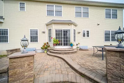 2041 Independence Drive, New Windsor, NY 12553 - Photo 44