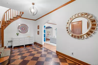 2 Vine Place, Larchmont, NY 10538 - Photo 4