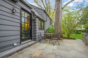 2 Vine Pl, Larchmont, NY 10538 - Photo 42