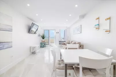 450 W Broadway #3F, Long Beach, NY 11561 - Photo 4