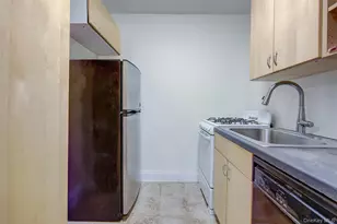 125-05 84th Ave, Kew Gardens, NY 11415 - Photo 14