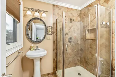 7 Quincy Lane, Smithtown, NY 11787 - Photo 24