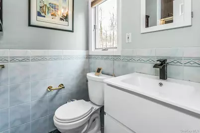 9 Cold Spring Hills Road, Huntington, NY 11743 - Photo 14