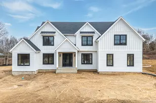 5 Sea Crest Ct, Jamesport, NY 11947 - Photo 2