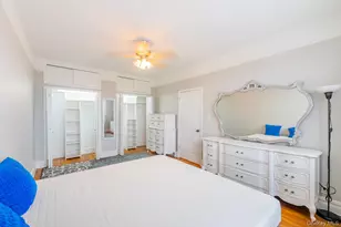 4 Maple Dr, Great Neck, NY 11021 - Photo 18