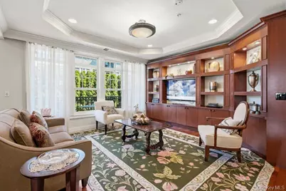 336 Trotting Lane, Westbury, NY 11590 - Photo 4