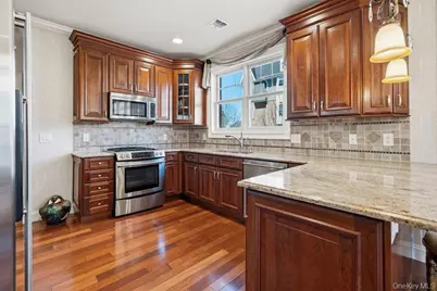 336 Trotting Lane, Westbury, NY 11590 - Photo 14