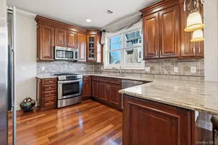 336 Trotting Ln, Westbury, NY 11590 - Photo 14