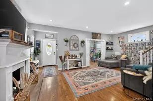 545 Marcellus Rd, Williston Park, NY 11596 - Photo 6