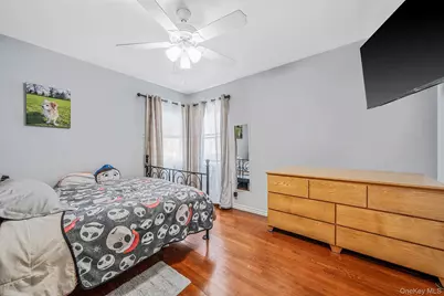 13314 Hawtree Creek Road, Ozone Park, NY 11420 - Photo 20