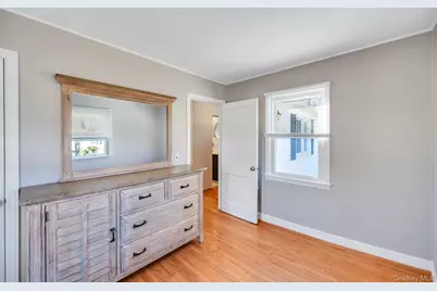 20 Willyn Road, Blue Point, NY 11715 - Photo 24