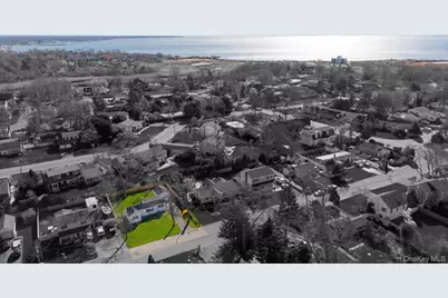 20 Willyn Road, Blue Point, NY 11715 - Photo 4