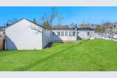 20 Willyn Road, Blue Point, NY 11715 - Photo 32