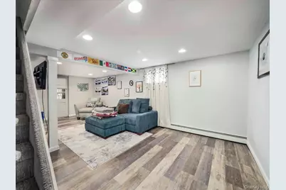 35 Hillside Avenue, Suffern, NY 10901 - Photo 24