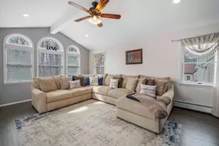 35 Hillside Ave, Suffern, NY 10901 - Photo 8