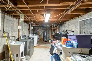 6 Roman Ct, Lake Grove, NY 11755 - Photo 18