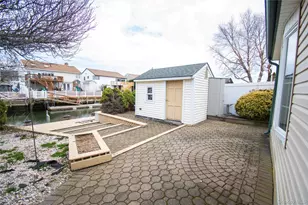 51 E 2nd St, Freeport, NY 11520 - Photo 42