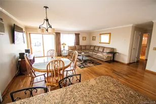 51 E 2nd St, Freeport, NY 11520 - Photo 10