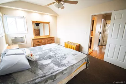 51 E 2nd Street, Freeport, NY 11520 - Photo 22