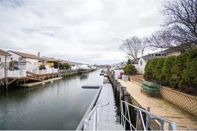 51 E 2nd Street, Freeport, NY 11520 - Photo 48