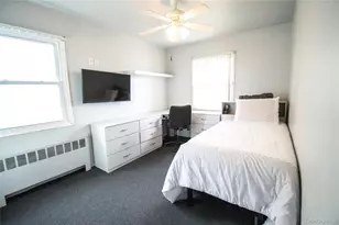 51 E 2nd St, Freeport, NY 11520 - Photo 16