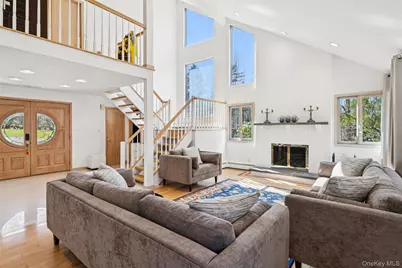 1 Allenby Drive, Northport, NY 11768 - Photo 8