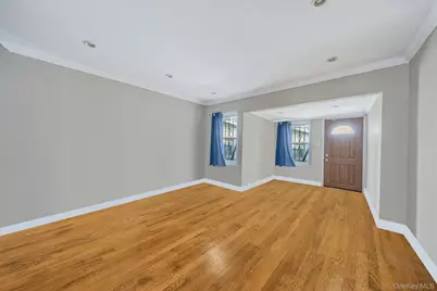 15050 Foch Boulevard, Jamaica, NY 11434 - Photo 6
