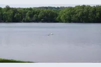 43 Lake Road, Hopewell Junction, NY 12533 - Photo 4