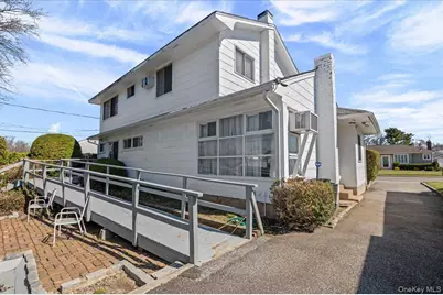 450 Chestnut Lane, East Meadow, NY 11554 - Photo 28