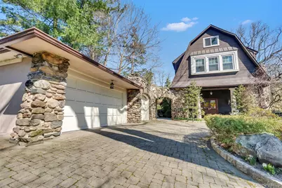 247 Pelhamdale Avenue, Pelham, NY 10803 - Photo 40