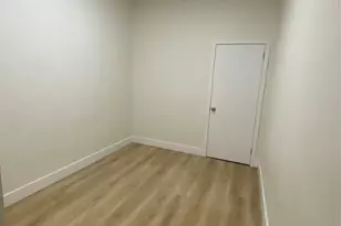 73-17 72nd St, Glendale, NY 11385 - Photo 8