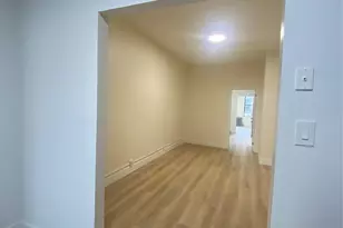 73-17 72nd St, Glendale, NY 11385 - Photo 6