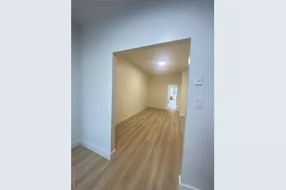 7317 72nd Street, Glendale, NY 11385 - Photo 4