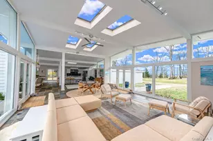 21 Lloyd Haven Dr, Lloyd Harbor, NY 11743 - Photo 10